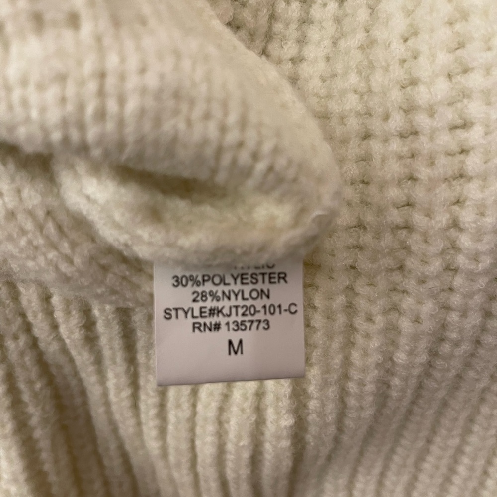 Karlie cable mock sweater - Picture 3 of 3